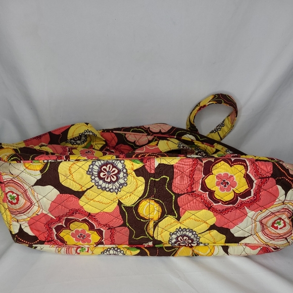 Vera Bradley Diaper Bag Tote Travel "Buttercup" retired. - Picture 10 of 12